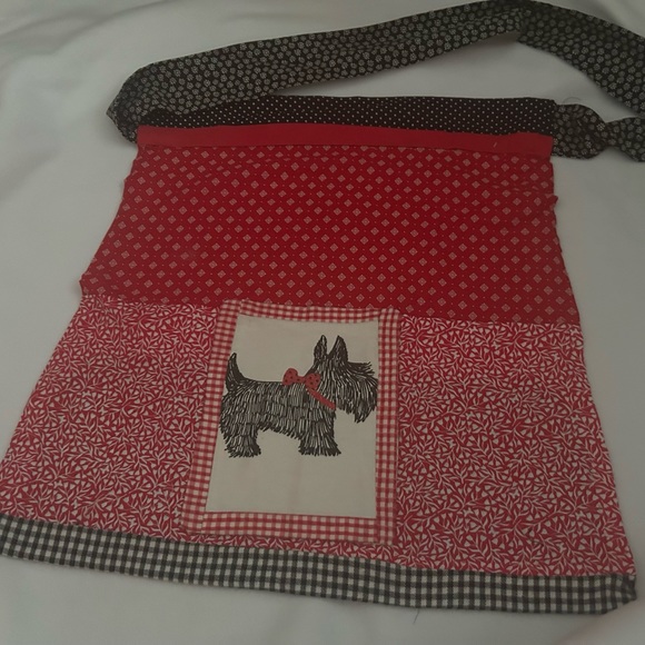 Hand crafted Apron with scottie designed pocket - Picture 4 of 8
